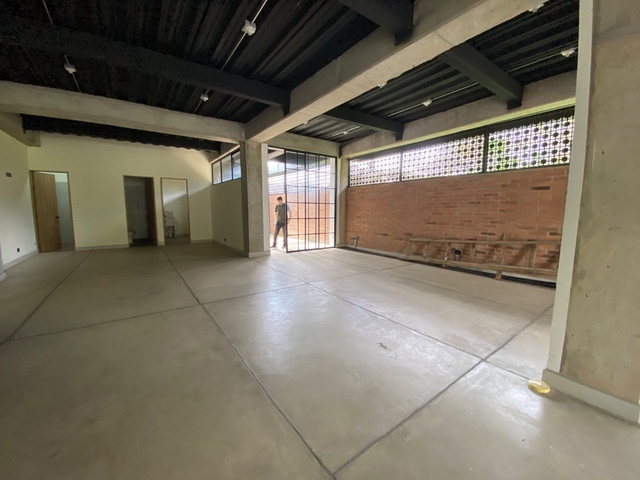 LOCAL EN ARRIENDO UBICADO EN LA CEJA SECTOR FATIMA