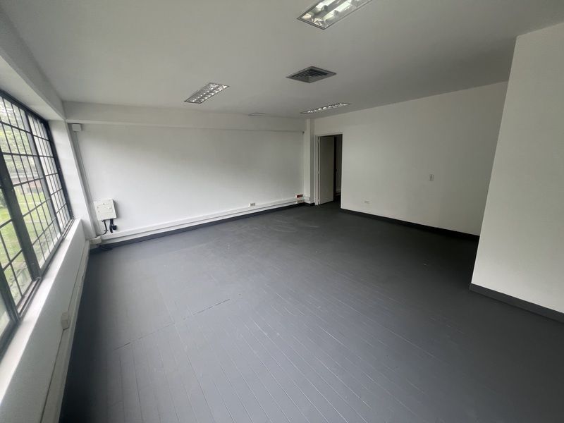 BODEGA EN ARRIENDO UBICADA EN ENVIGADO SECTOR LAS VEGAS