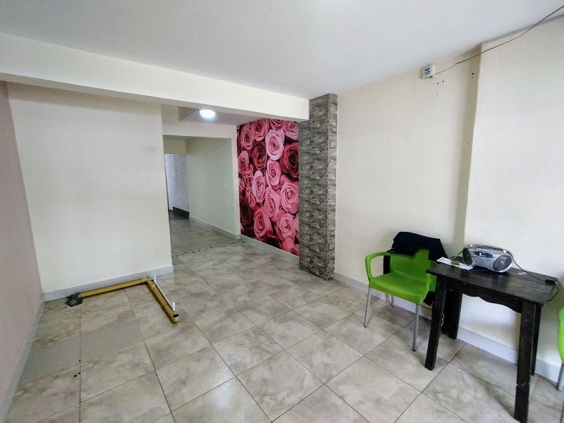 Local en arriendo ubicado en Medellín, sector Simón Bolívar