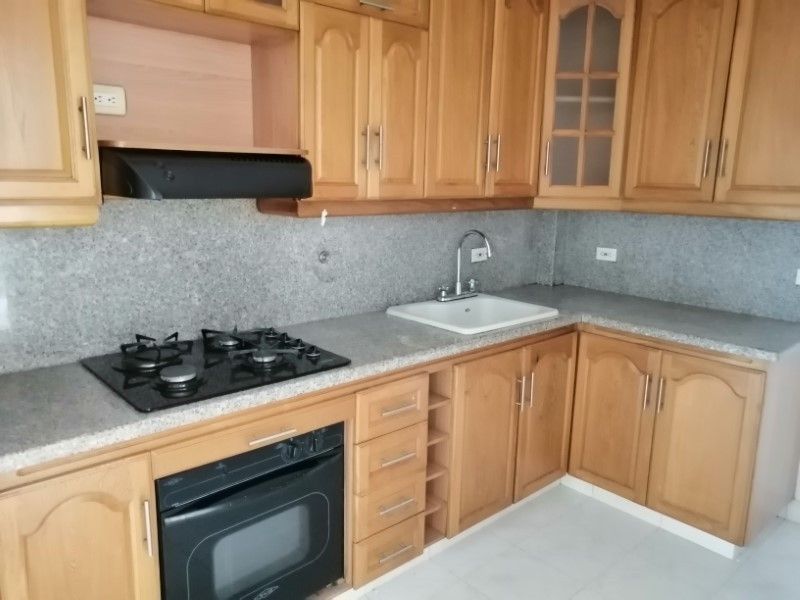 Apartamento en venta ubicado en Envigado, sector El Portal