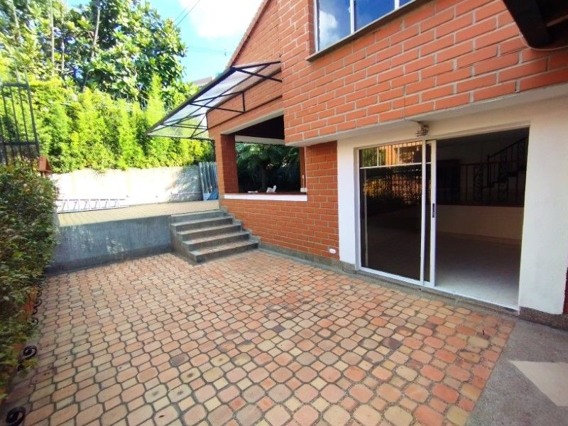 CASA PARA ARRIENDO EN EL POBLADOS SECTOR SAN LUCAS CAMPESTRE