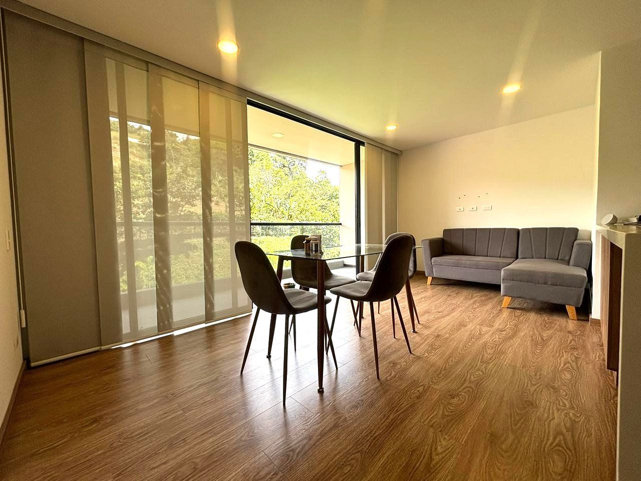 APARTAMENTO EN VENTA UBICADO EN ENVIGADO SECTOR EL TRIANON