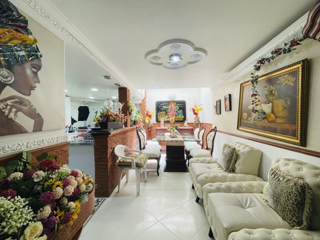 CASA EN VENTA UBICADA EN MEDELLÍN SECTOR LA MOTA
