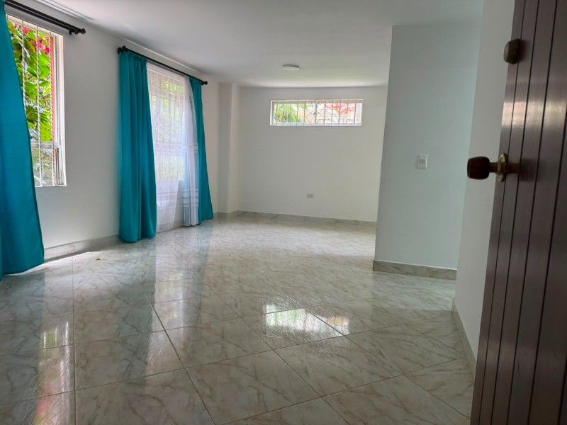 APARTAMENTO EN VENTA UBICADO EN EL POBLADO SECTOR TRASVERSAL INFERIOR