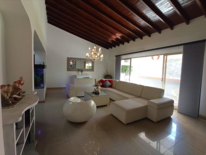 APARTAMENTO EN VENTA UBICADO EN EL POBLADO SECTOR TRASVERSAL INFERIOR