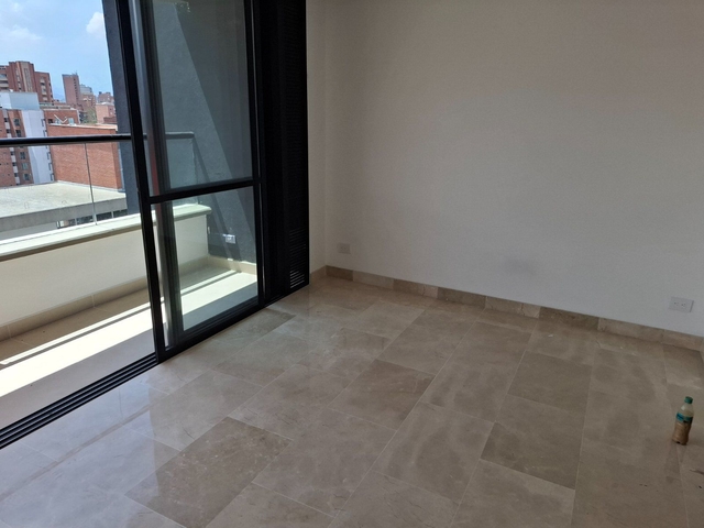 APARTAMENTO EN VENTA UBICADO EN MEDELLIN SECTOR LAURELES