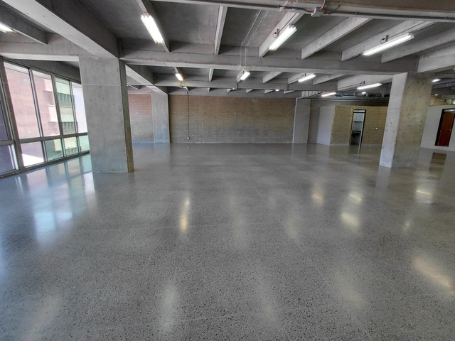 OFICINA EN ARRIENDO UBICADO EN MEDELLIN SECTOR GUAYABAL
