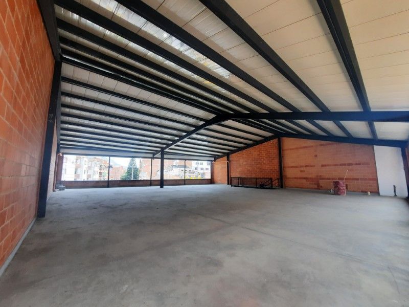 Local en arriendo ubicado en Medellín, sector Simón Bolívar