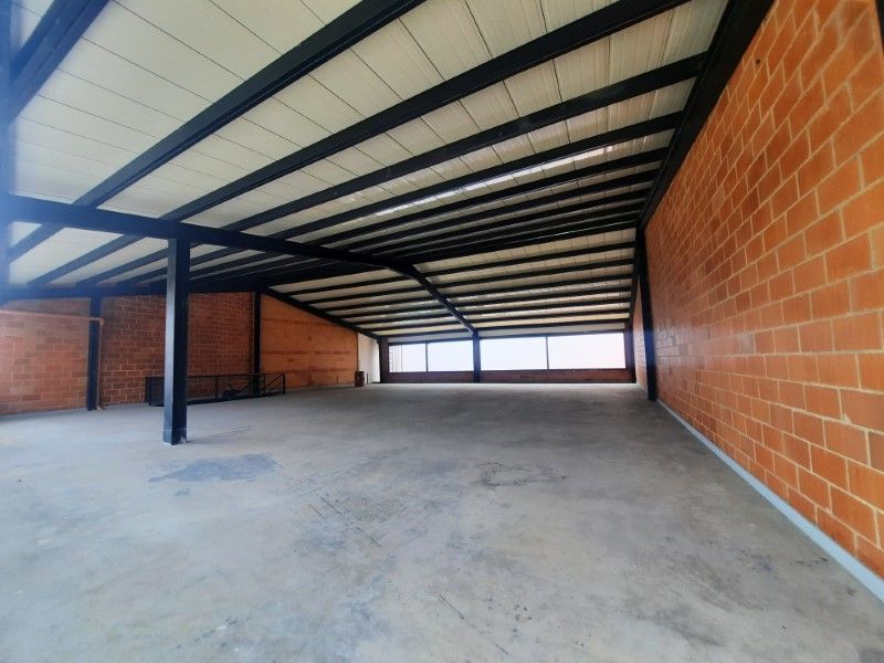 Local en arriendo ubicado en Medellín, sector Simón Bolívar