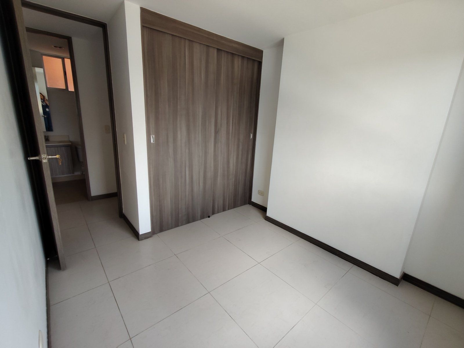 APARTAMENTO EN ARRIENDO UBICADO EN RIONEGRO SECTOR COLEGIOS