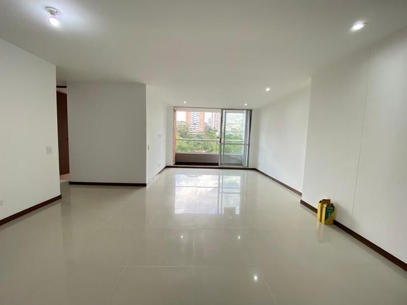 Apartamento en arriendo ubicado en Envigado, sector Loma el Esmeraldal
