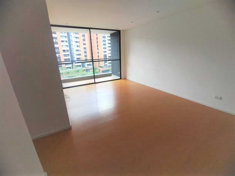 Apartamento en arriendo ubicado en Envigado, sector Loma de las Brujas