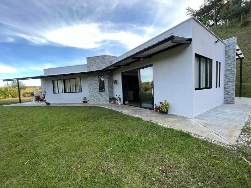 FINCA EN VENTA UBICADA EN MARINILLA SECTOR VEREDA LAS MERCEDEZ