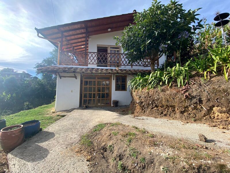 FINCA EN VENTA UBICADA EN RIONEGRO SECTOR VEREDA MAMPUESTO
