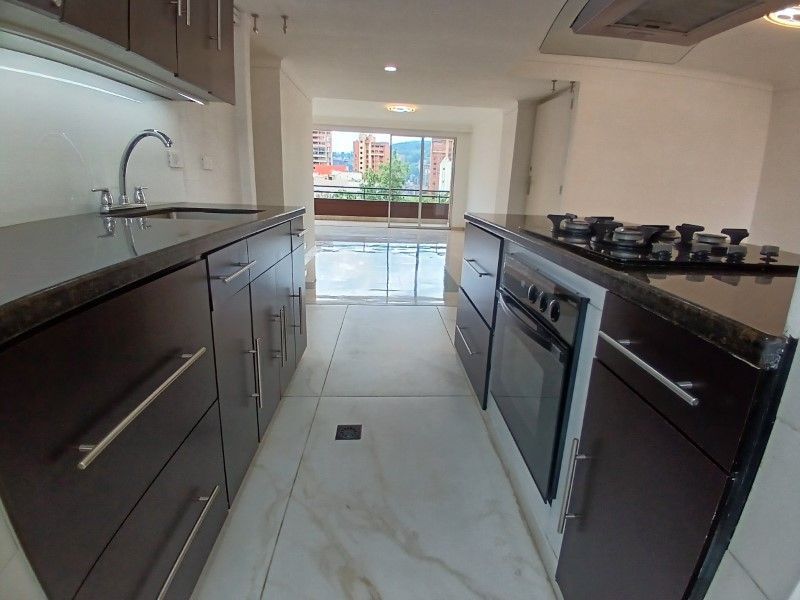 APARTAMENTO EN ARRIENDO UBICADO EN EL POBLADO SECTOR LOS PARRA