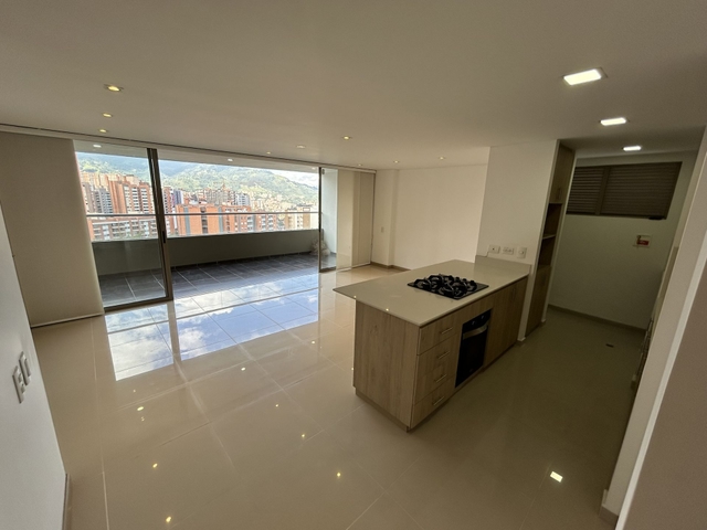APARTAMENTO EN ARRIENDO UBICADO EN ENVIGADO SECTOR LOMA DEL ESMERALDAL