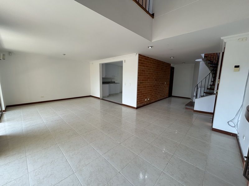 Casa en arriendo ubicada en Envigado, sector La Sebastiana