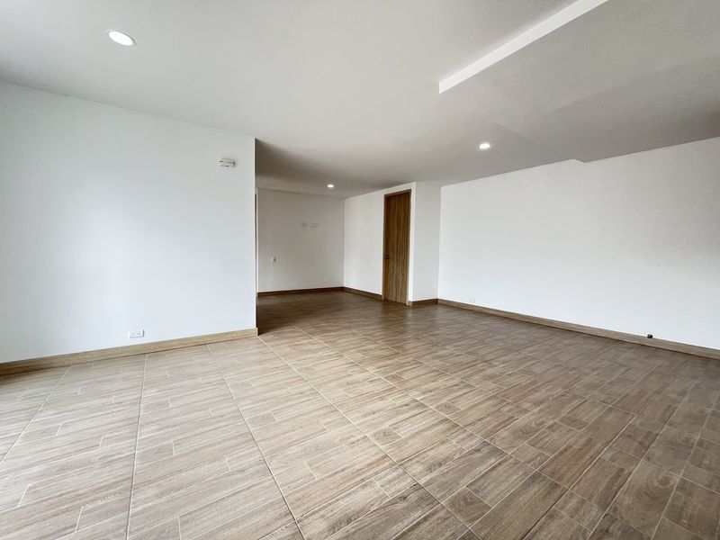 Apartamento en arriendo ubicado en Sabaneta, sector Aves María