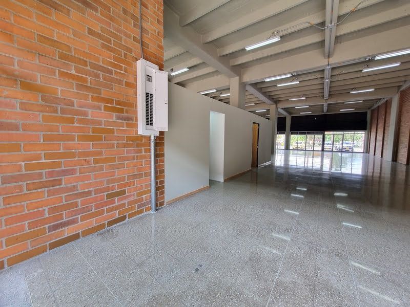Local en arriendo ubicado en Medellín, sector Guayabal