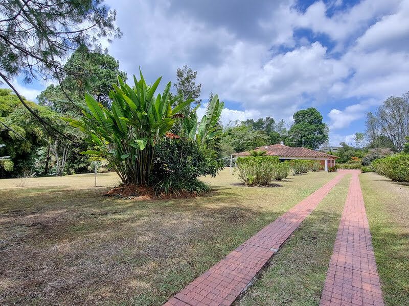 Casa en arriendo ubicada en Rionegro, sector Llanogrande