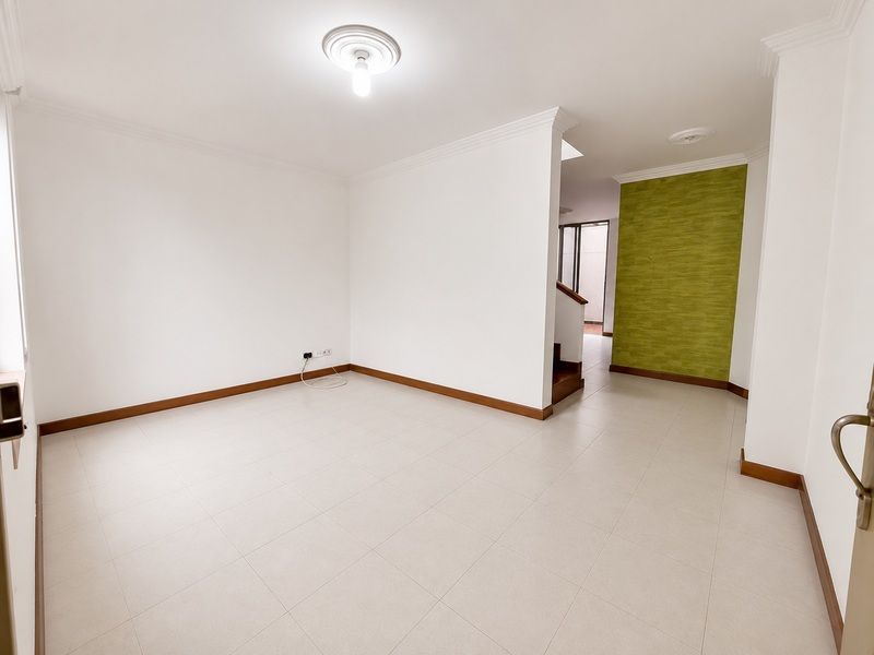 CASA EN ARRIENDO UBICADA EN ENVIGADO SECTOR EL DORADO