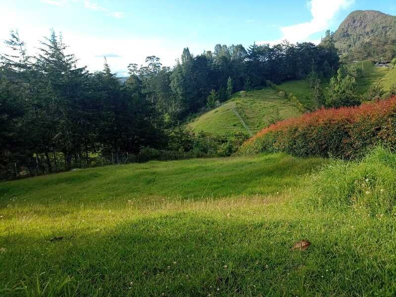 Lote en venta ubicado en El Retiro, sector Vía Don Diego - la Fe