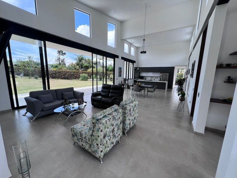 Casa en venta ubicada en Rionegro, sector Llanogrande