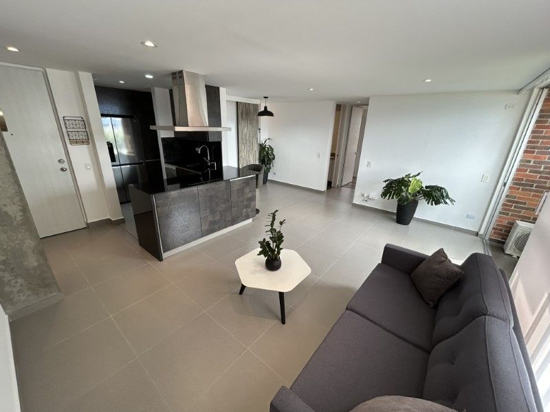 Apartamento en arriendo ubicado en Envigado, sector Loma del Esmeraldal