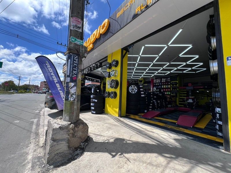 Local en venta ubicado en Rionegro, sector Los Lagos