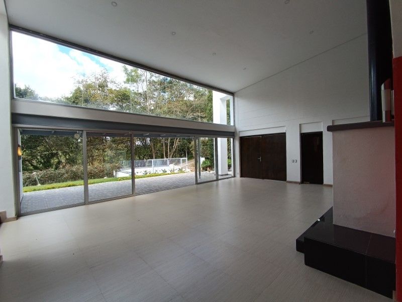 Casa en venta ubicada en Envigado, sector Loma del Escobero