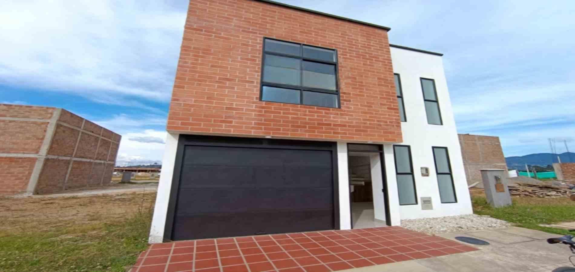 CASA EN ARRIENDO UBICADA EN LA CEJA SECTOR VIVA