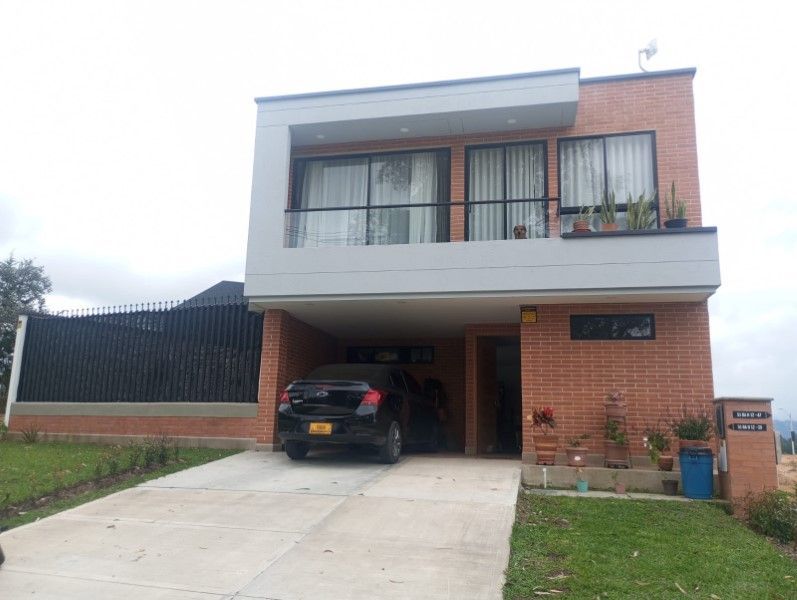 Casa en venta ubicada en Rionegro, sector San Antonio de Pereira
