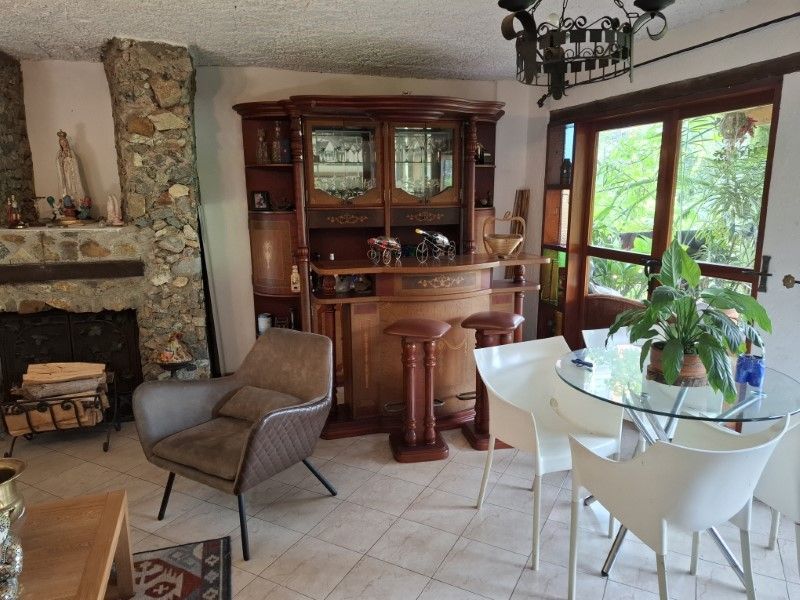 Casa en venta ubicada en Envigado, sector El Chingui