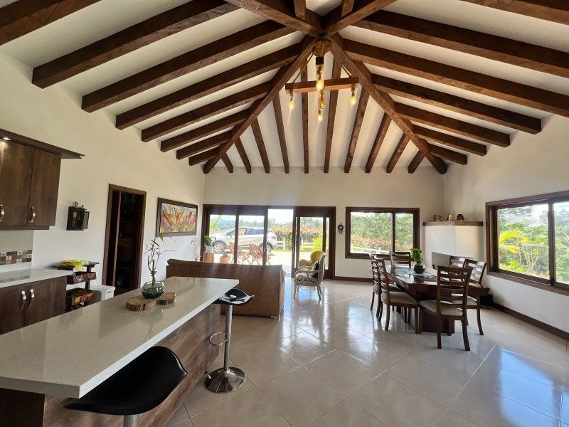 Finca en venta ubicada en Rionegro, sector La Porquera
