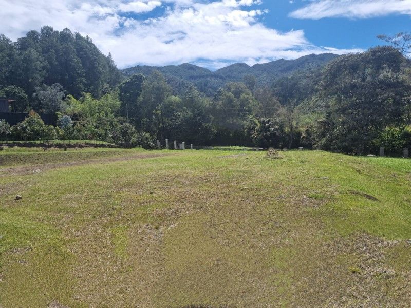 Lote en venta ubicado en El Retiro, sector Fizebad