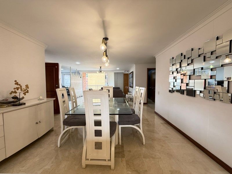 Apartamento en venta ubicado en Medellín, sector Laureles