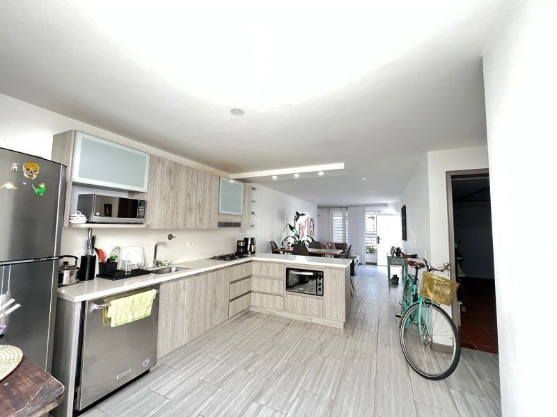 Casa en venta ubicada en La Ceja, sector Jardines de la Pradera