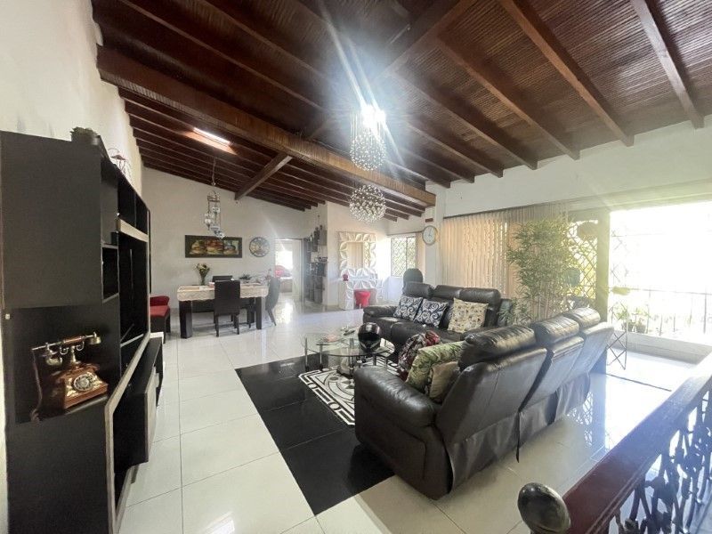 Apartamento en arriendo ubicado en Medellín, sector Cuarta Brigada