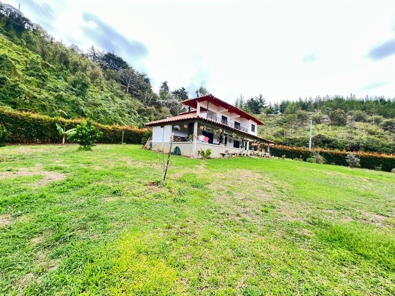 Casa en venta ubicada en La Ceja, sector Mirador de la Ceja