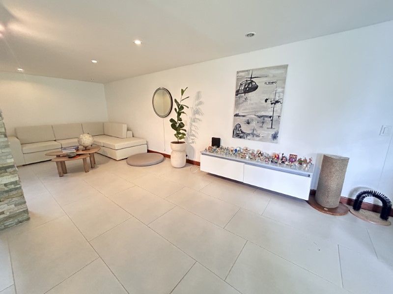 Casa en arriendo ubicada en Medellín, sector El Tesoro
