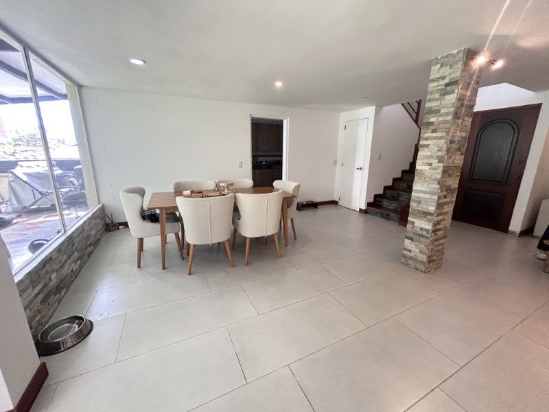 Casa en arriendo ubicada en Medellín, sector El Tesoro