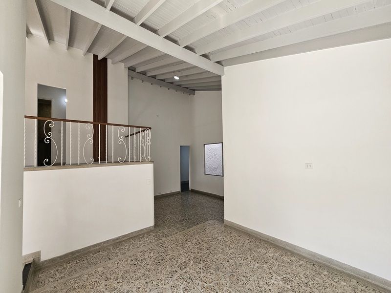 Casa en arriendo ubicada en Medellín, sector Parques del Rio