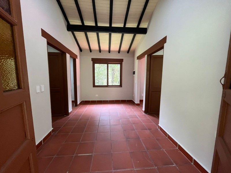 Finca en arriendo ubicada en Rionegro, sector Vía Llanogrande - el Retiro