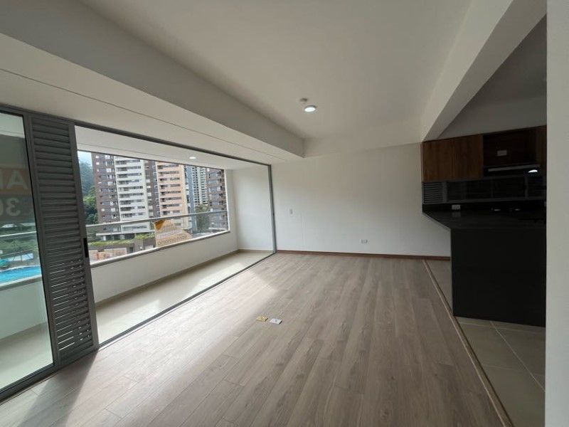 Apartamento en arriendo ubicado en Sabaneta, sector Tres Esquinas
