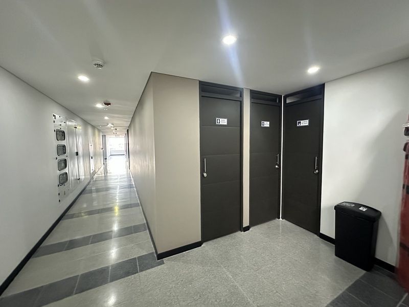 Oficina en venta ubicada en Envigado, sector El Dorado