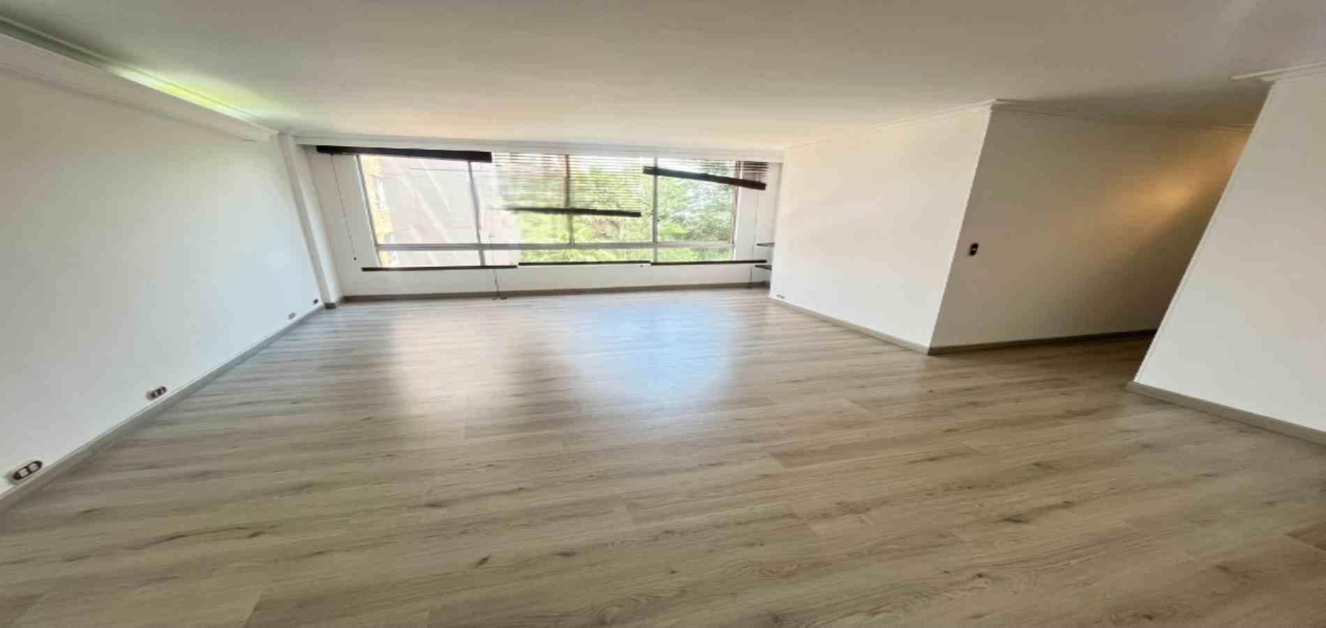 Apartamento en arriendo ubicado en Medellín, sector Los Balsos
