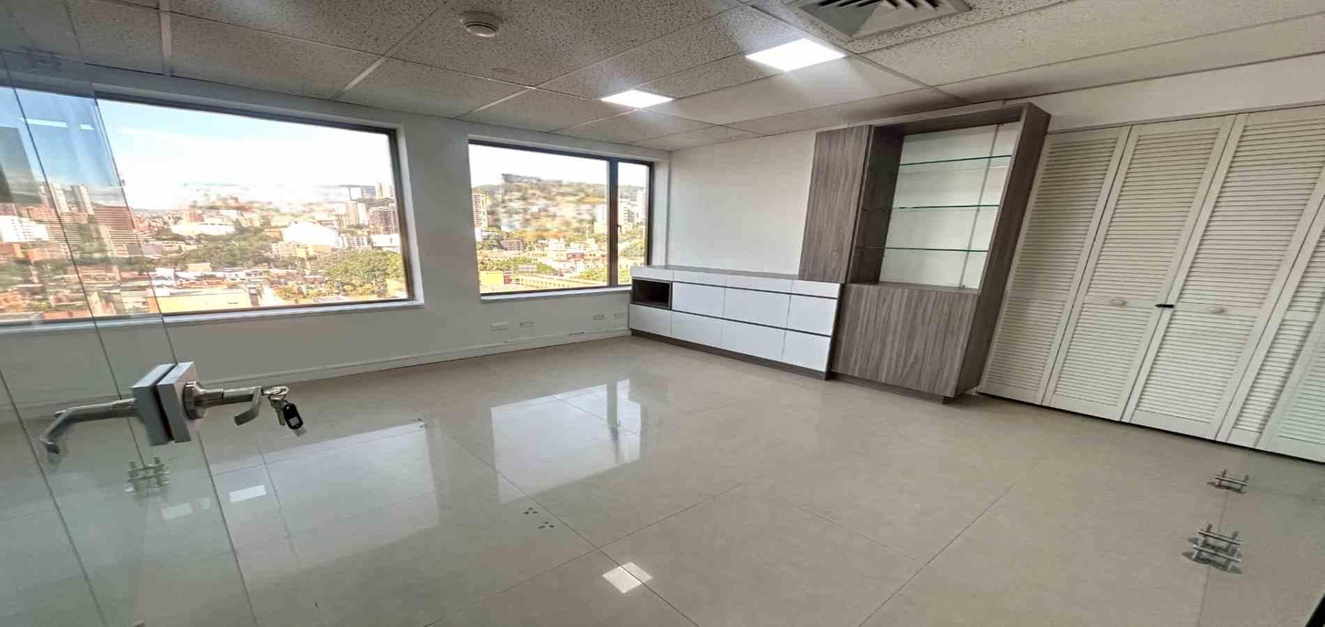 Oficina en arriendo ubicada en Medellín, sector Astorga