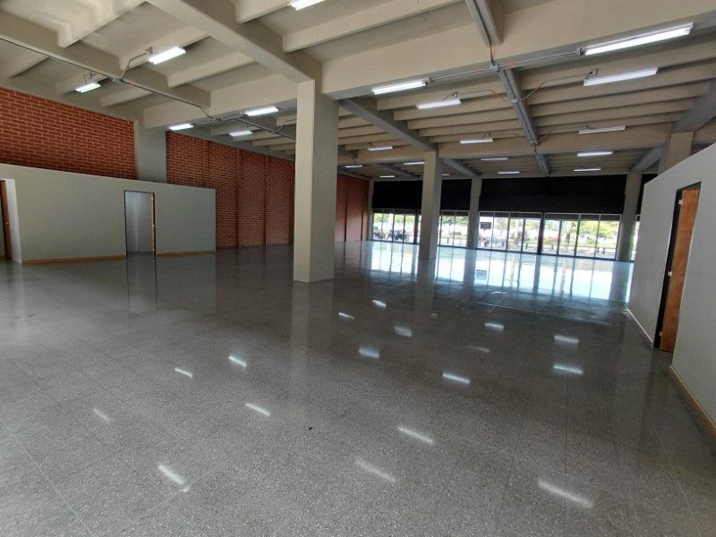 Local en arriendo ubicado en Medellín, sector Guayabal