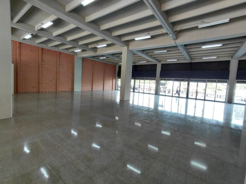 Local en arriendo ubicado en Medellín, sector Guayabal