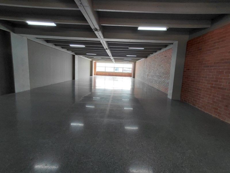 Oficina en arriendo ubicada en Medellín, sector Guayabal